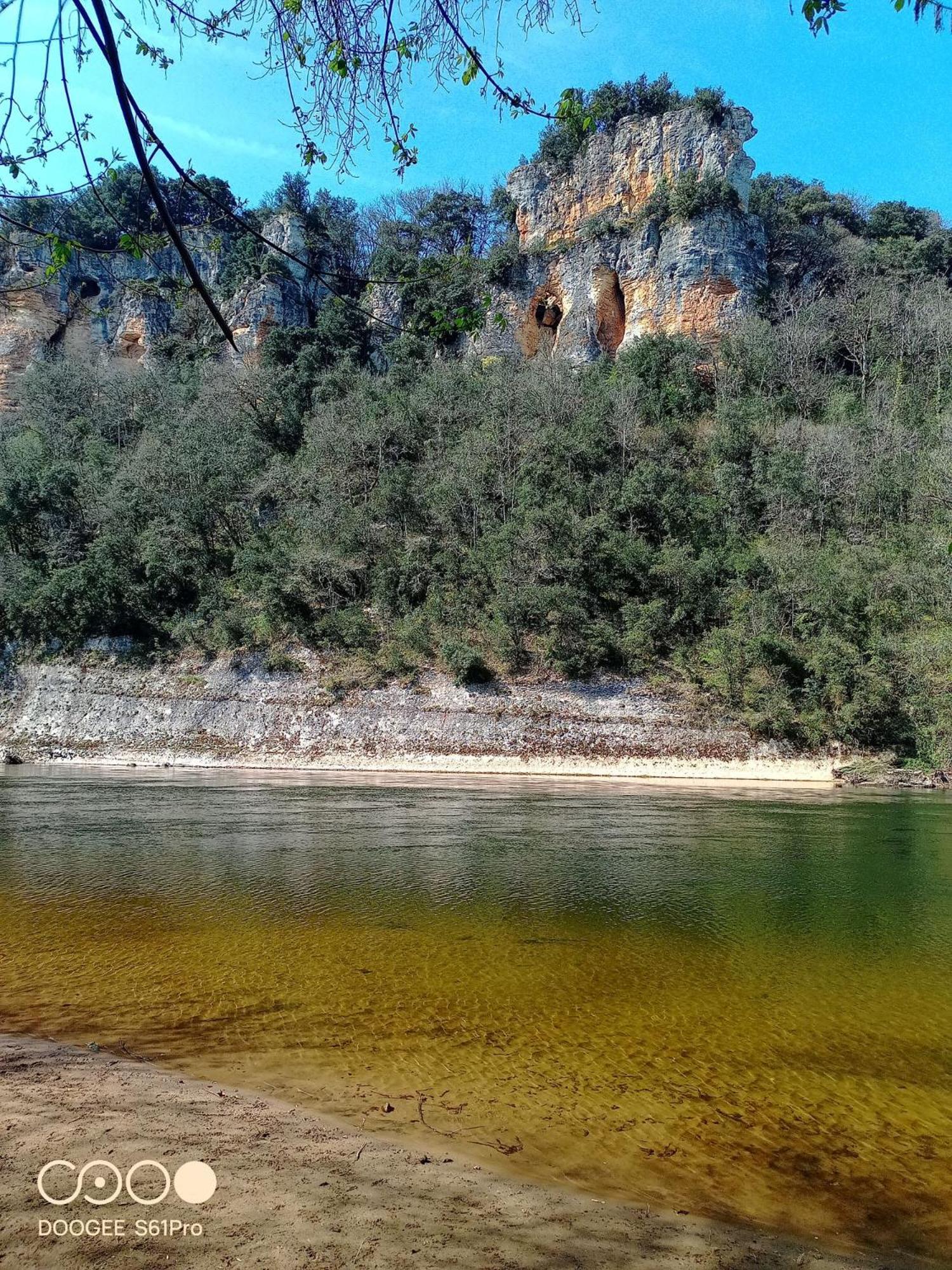Maison Les Glycines La Roque-Gageac Bagian luar foto